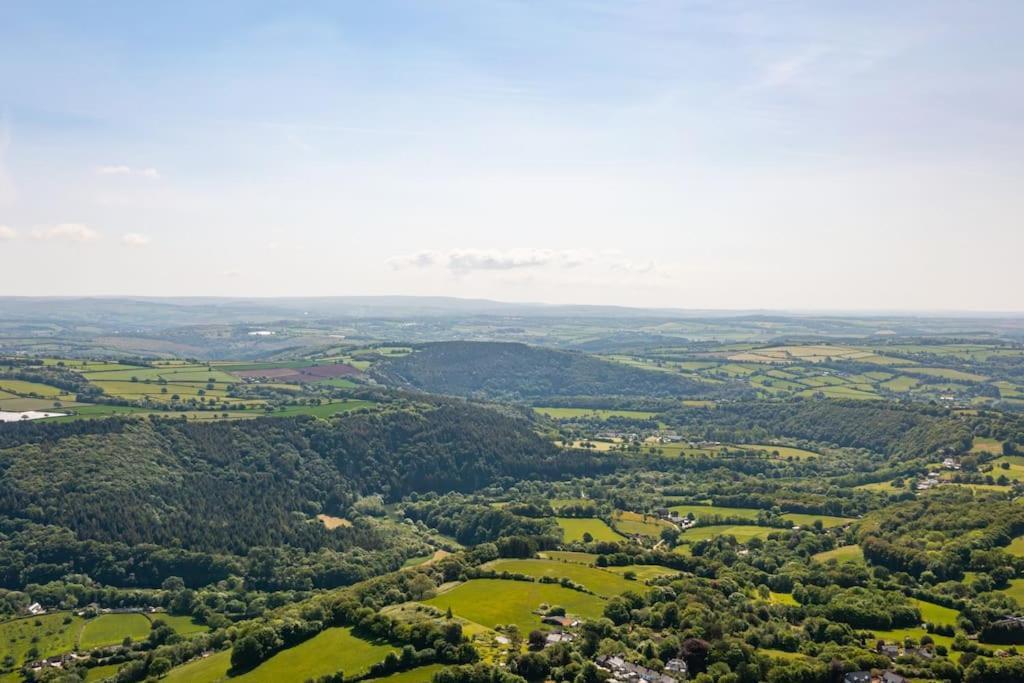 A Cornish Cabin In The Tamar Valley Gunnislake Exteriör bild