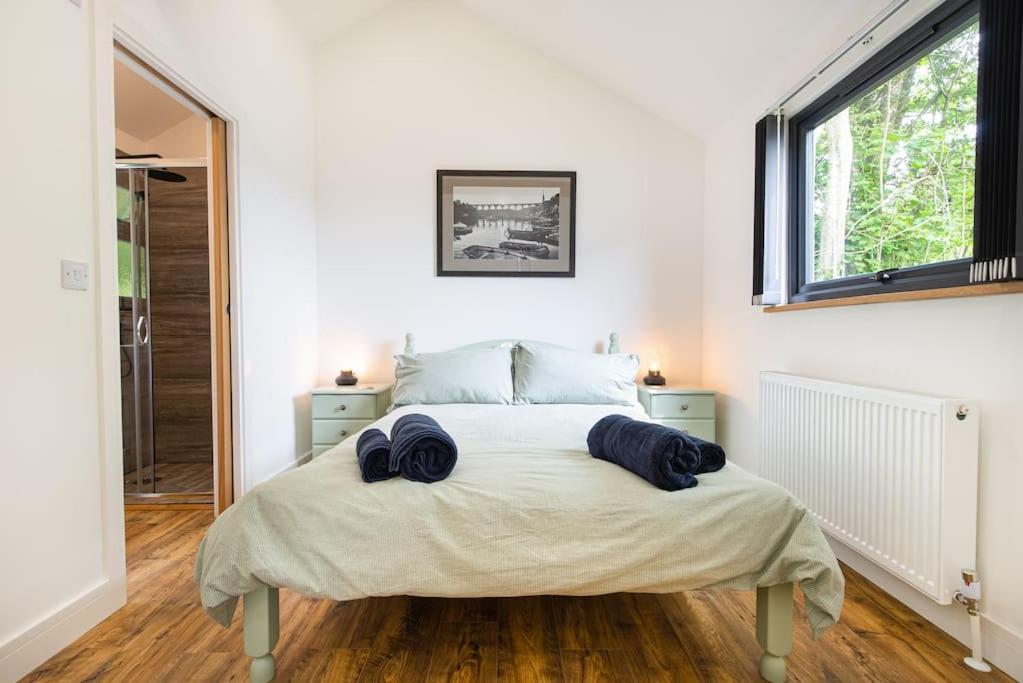 A Cornish Cabin In The Tamar Valley Gunnislake Exteriör bild